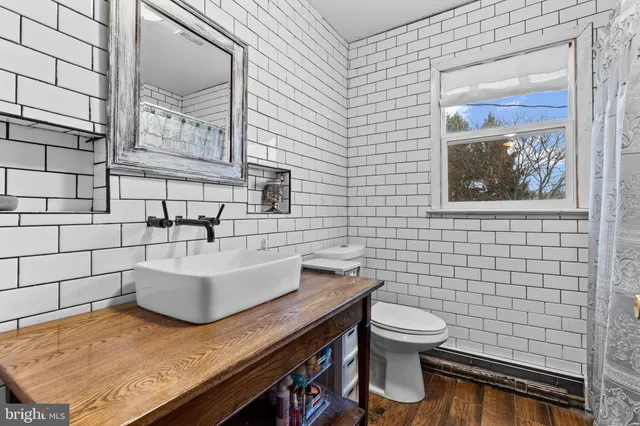 $279,900 | 7040 Terrann Drive, Harrisburg, PA 17112