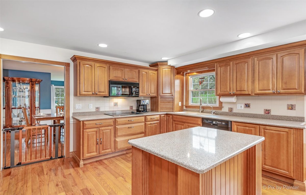 37W270 Crane Road St. Charles, IL 60175 - Photo 22 of 64