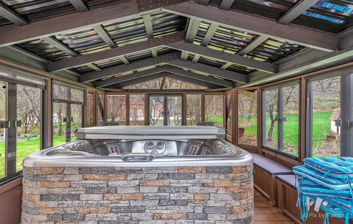 37W270 Crane Road St. Charles, IL 60175 - Photo 8 of 64