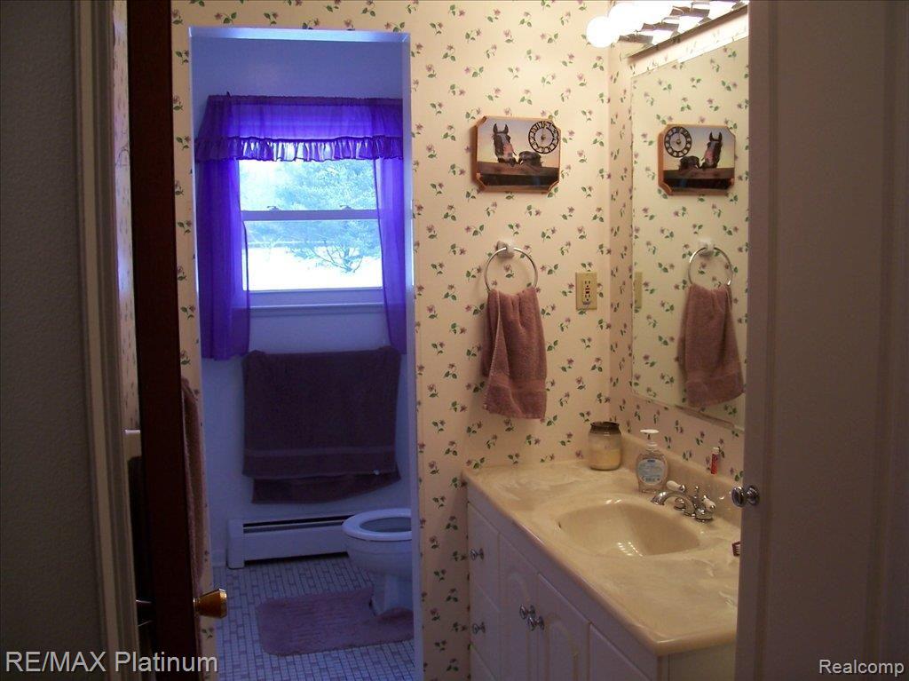 5730 Mabley Hill Road Fenton, MI 48430 - Photo 7 of 16 Main Bath