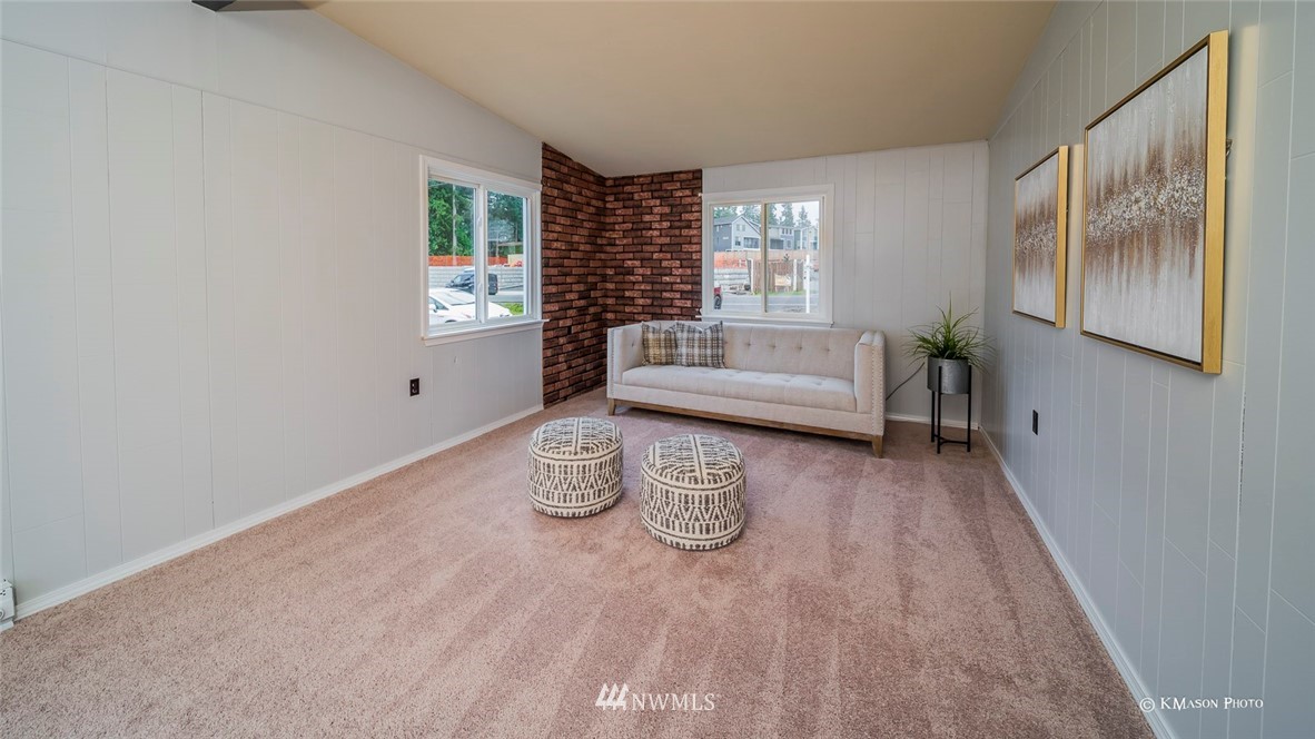 19715 Filbert Drive Bothell, WA 98012 - Photo 7 of 19 Gallery Image 7