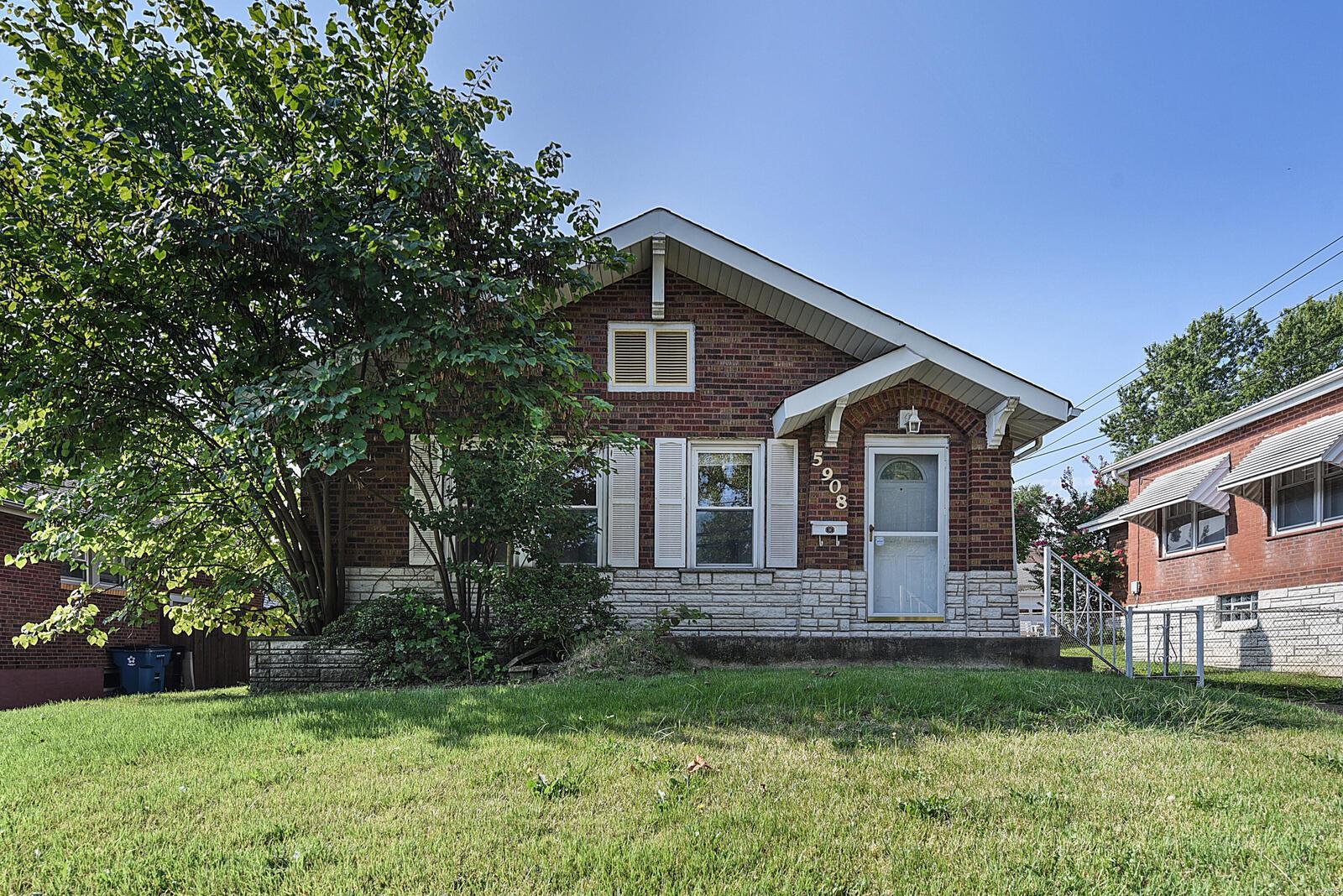 5908 Heege Road St. Louis, MO 63123 - Photo 1 of 25 Gallery Image 1