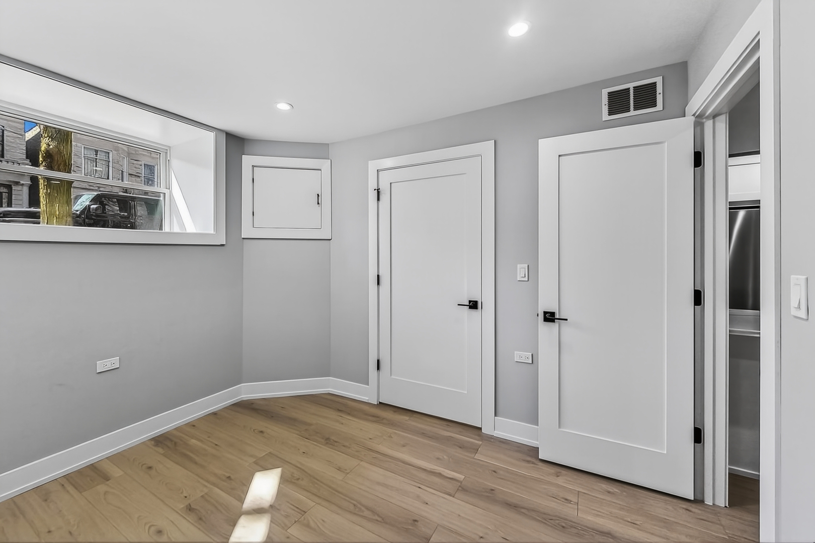 2451 North Albany Avenue, Unit G Chicago, IL 60647 - Photo 6 of 11