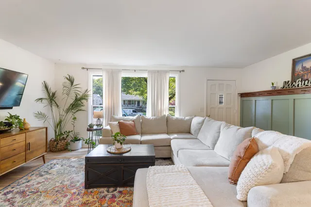 $530,000 | 4815 Milner Drive, Nashville, TN 37211