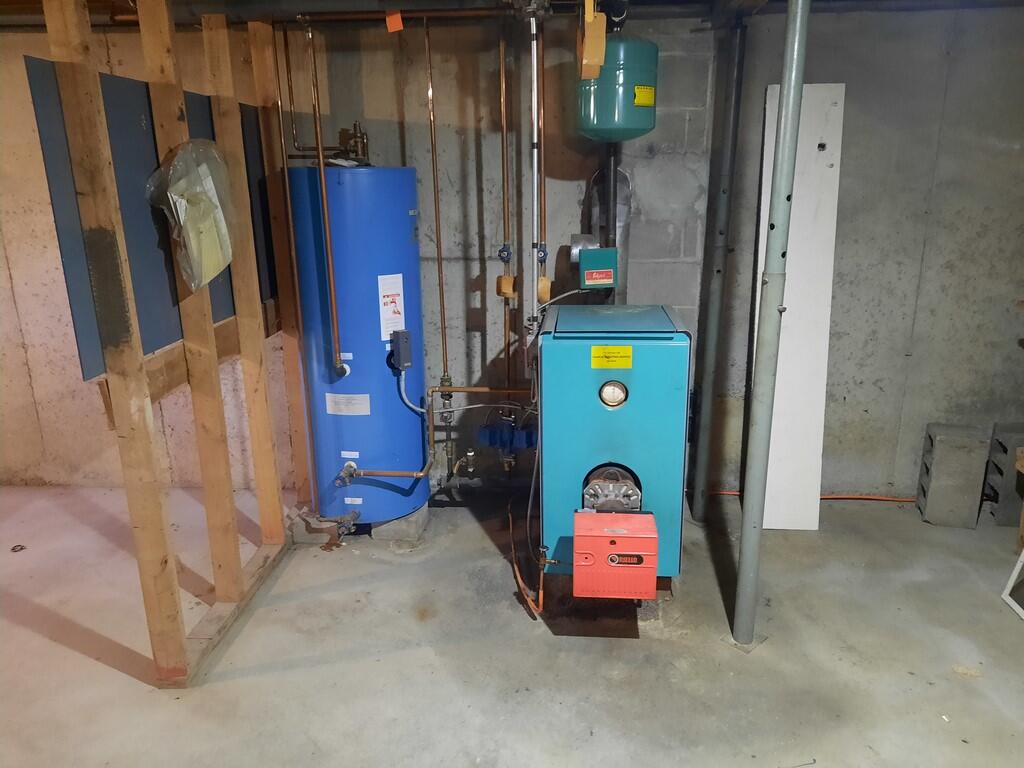 4 Inner Circle Biddeford, ME 04005 - Photo 19 of 25 furnance - Copy - Copy (Copy)