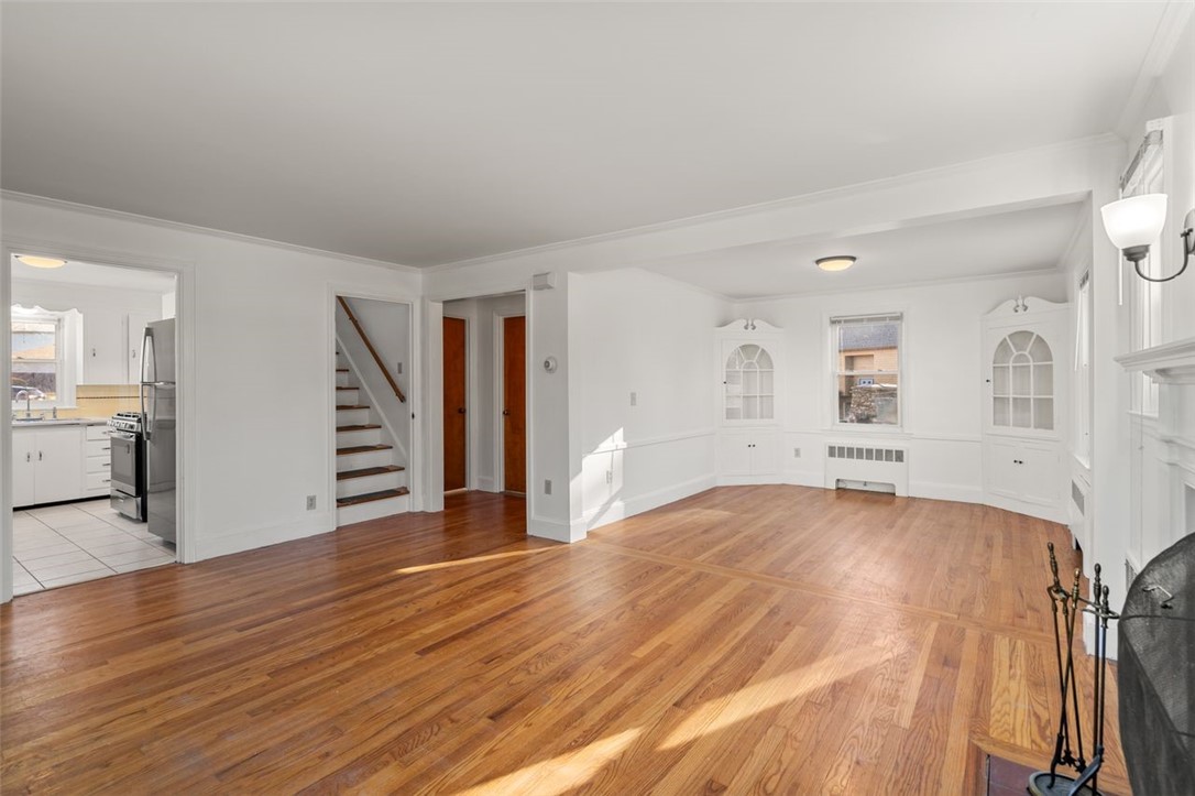 84 Intervale Road Cranston, RI 02910 - Photo 11 of 37