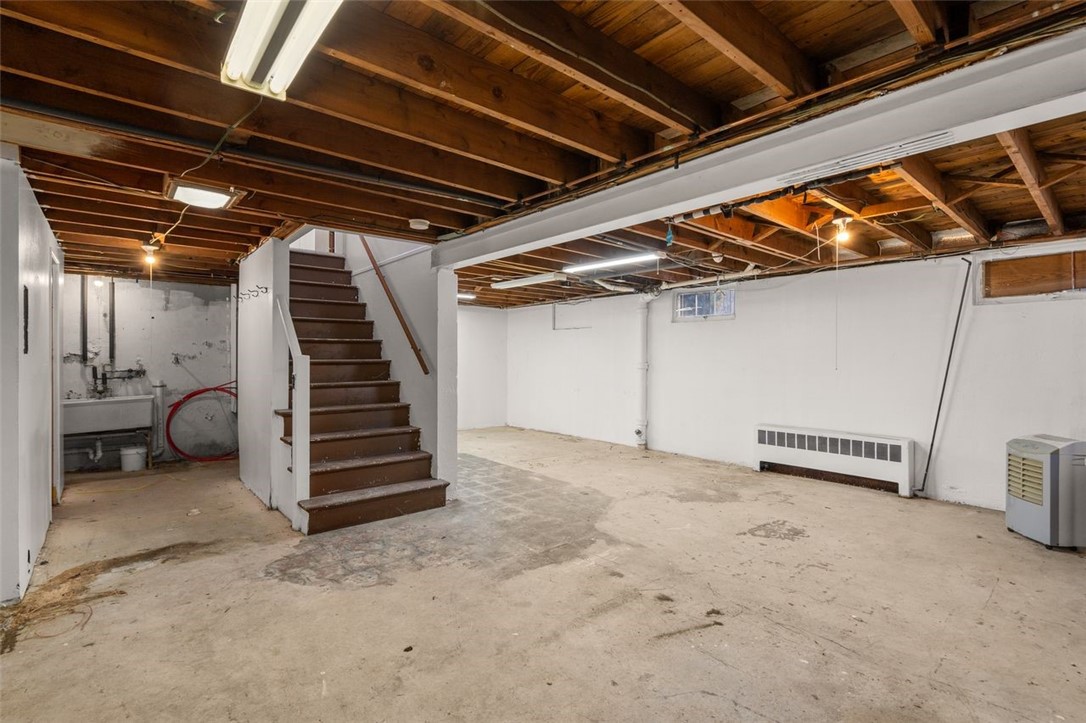 84 Intervale Road Cranston, RI 02910 - Photo 26 of 37