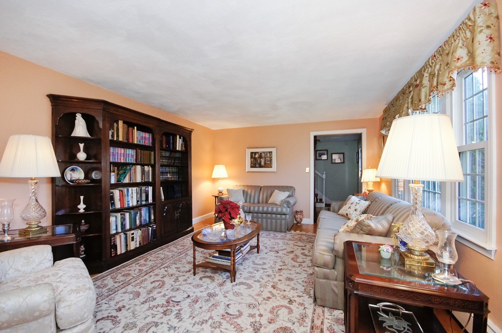 2 Pitcairn Place Lexington, MA 02421 - Photo 13 of 30 Gallery Image 13