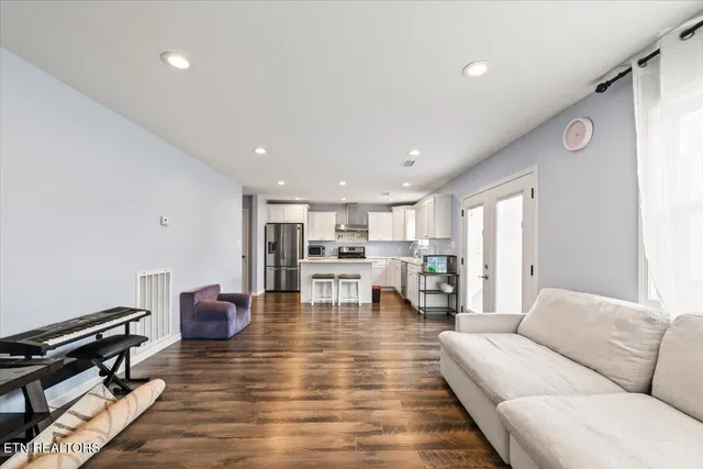 $360,000 | 500 Stanley Street, Oneida, TN 37841