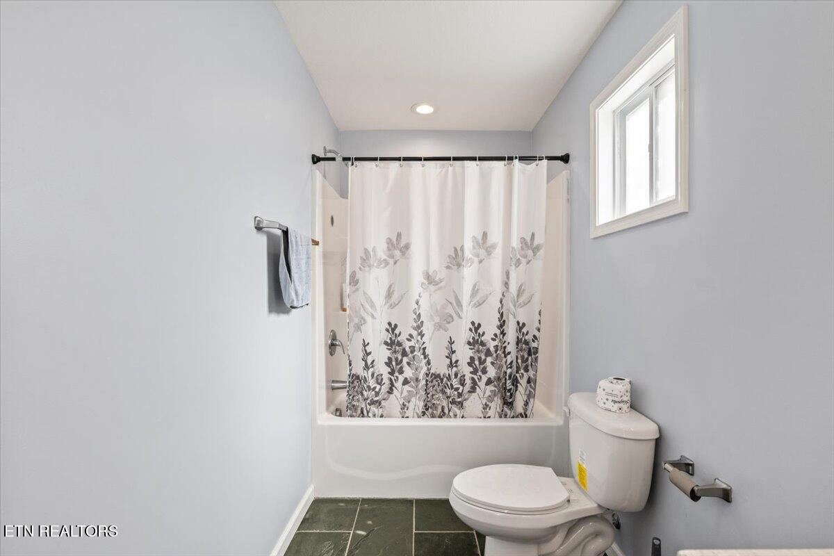 500 Stanley Street Oneida, TN 37841 - Photo 19 of 44 17-Stanley St