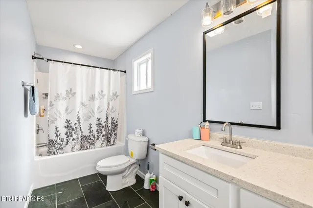 $360,000 | 500 Stanley Street, Oneida, TN 37841