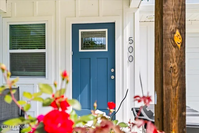 $360,000 | 500 Stanley Street, Oneida, TN 37841