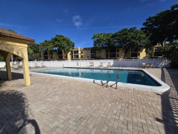 490 Northwest 20th Street, Unit 2110 Boca Raton, FL 33431 - Photo 4 of 29 88847776-b168-47a6-b936-1242d970726a