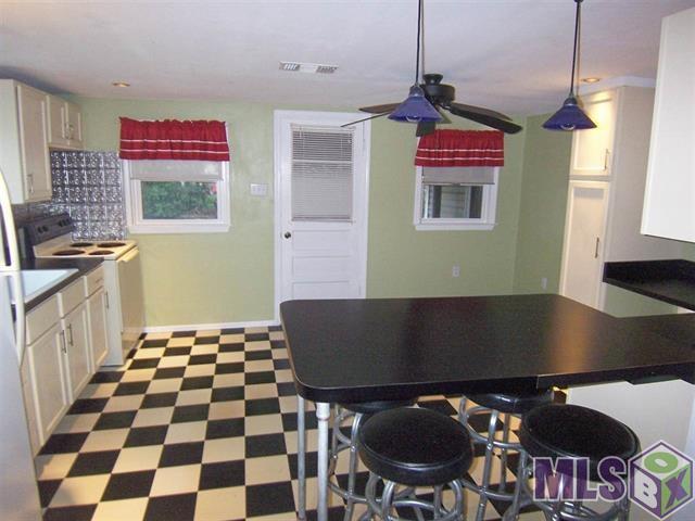 724 Bayou Road Thibodaux, LA 70301 - Photo 3 of 8 Gallery Image 3