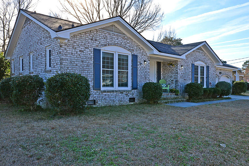 2433 Bengal Road North Charleston, SC 29406 - Photo 1 of 19 2433 Bengal Front