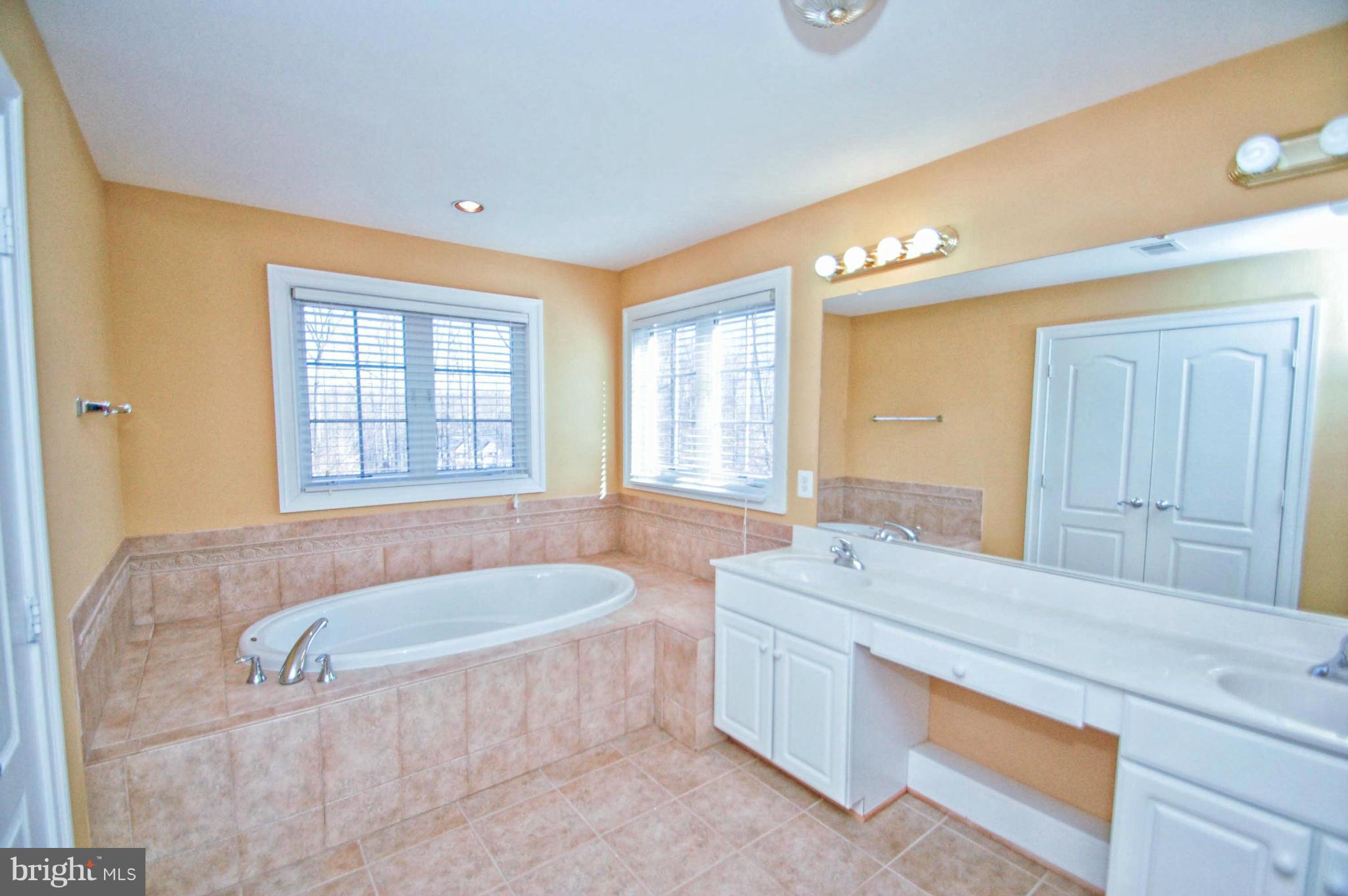 149 Stefaniga Road Stafford, VA 22556 - Photo 20 of 30 Bath (Master)