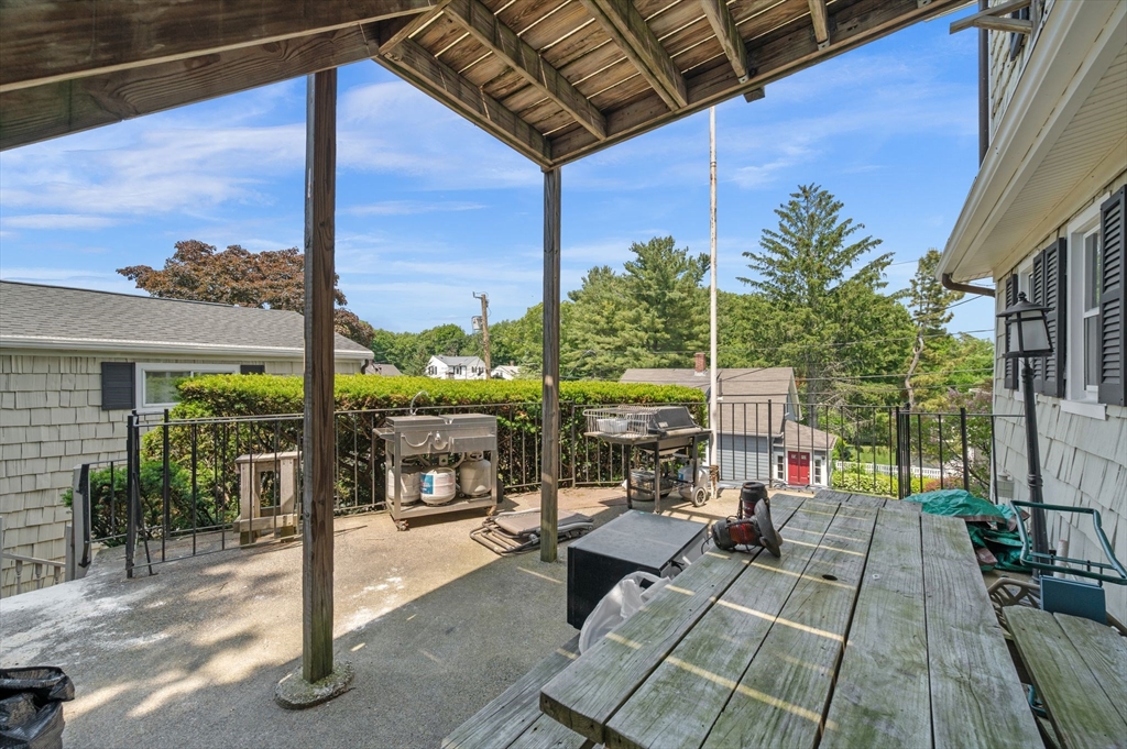 2 Togan Way Marblehead, MA 01945 - Photo 15 of 34