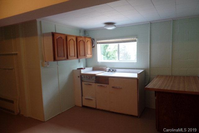 214 Yancey Road Marion, NC 28752 - Photo 21 of 31 Gallery Image 21