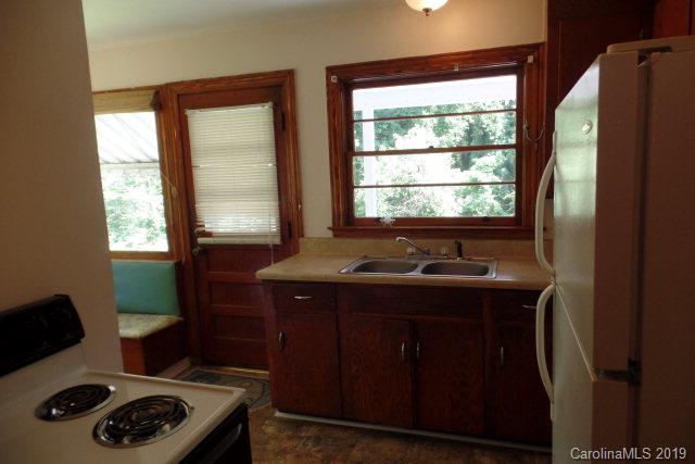 214 Yancey Road Marion, NC 28752 - Photo 8 of 31 Gallery Image 8