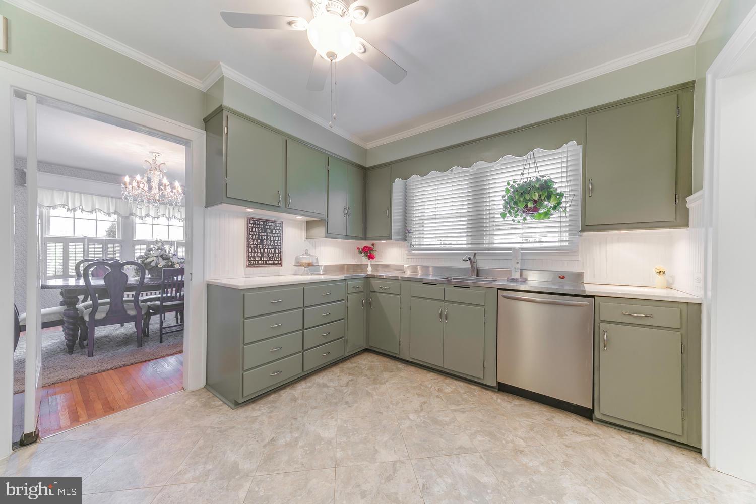 144 Springdale Road York, PA 17403 - Photo 20 of 48 Gallery Image 20