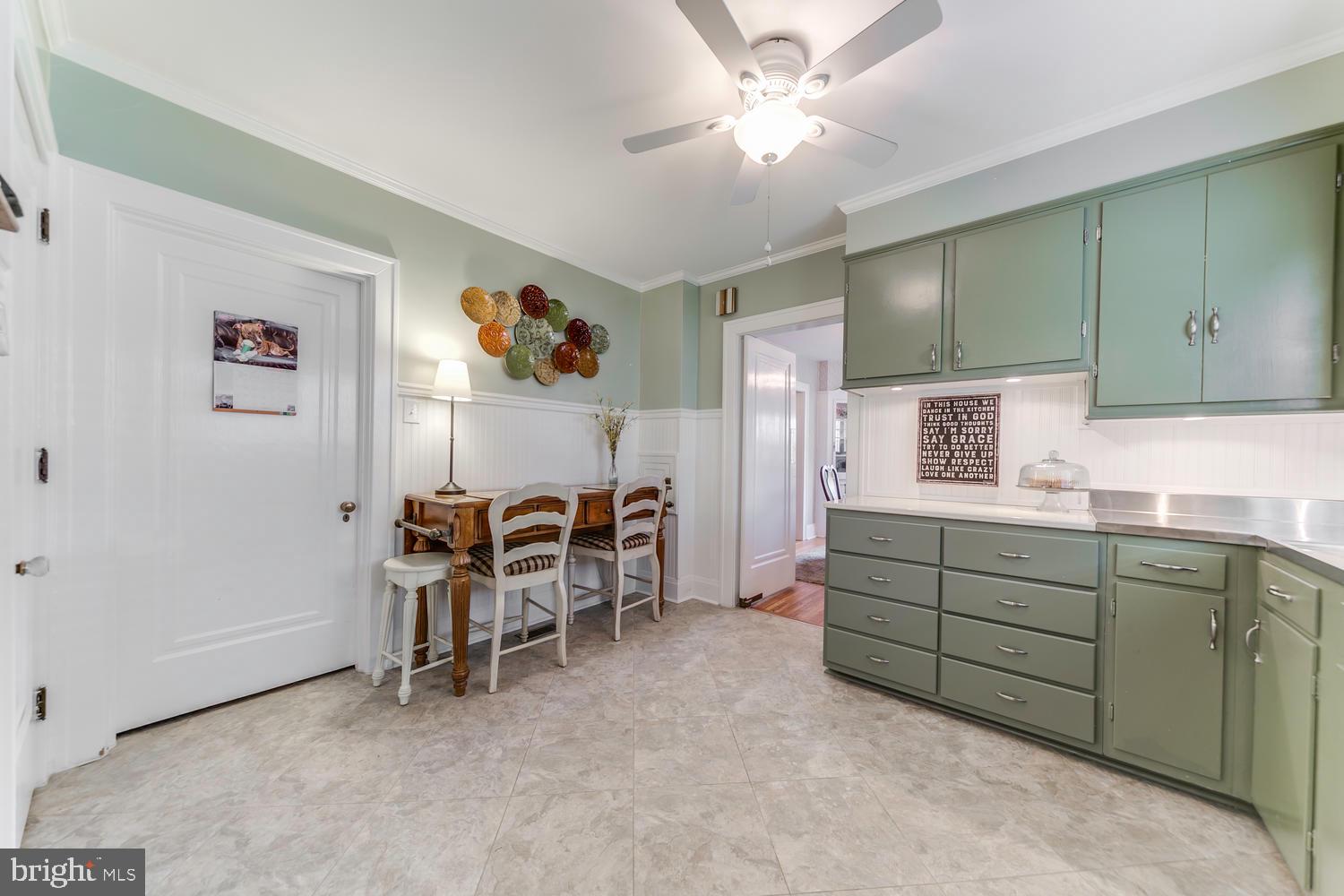 144 Springdale Road York, PA 17403 - Photo 21 of 48 Gallery Image 21