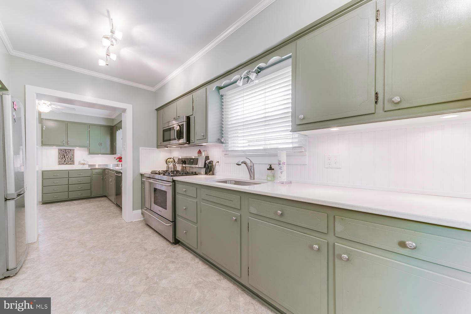 144 Springdale Road York, PA 17403 - Photo 25 of 48 Gallery Image 25