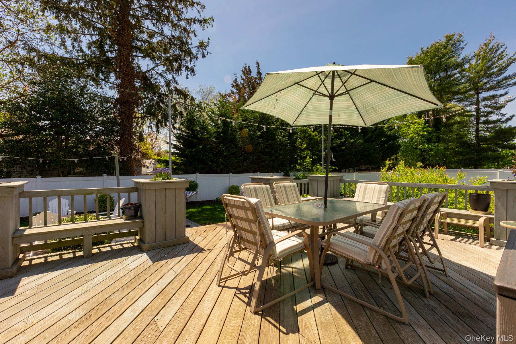 816 Main Street Islip, NY 11751 - Photo 25 of 32