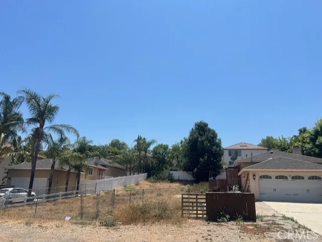 14465 Rock Riverside, CA 92503 - Photo 8 of 11