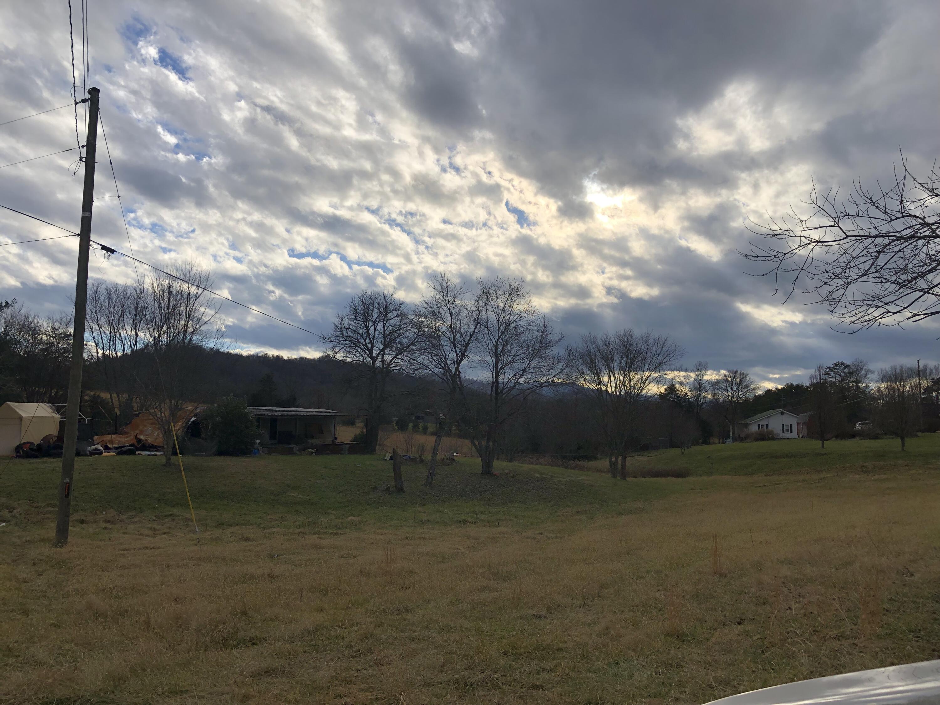 190 Harrison Road Greeneville, TN 37743 - Photo 7 of 9 3FDD0547-1478-4B13-B9A9-5CBA7DC17225