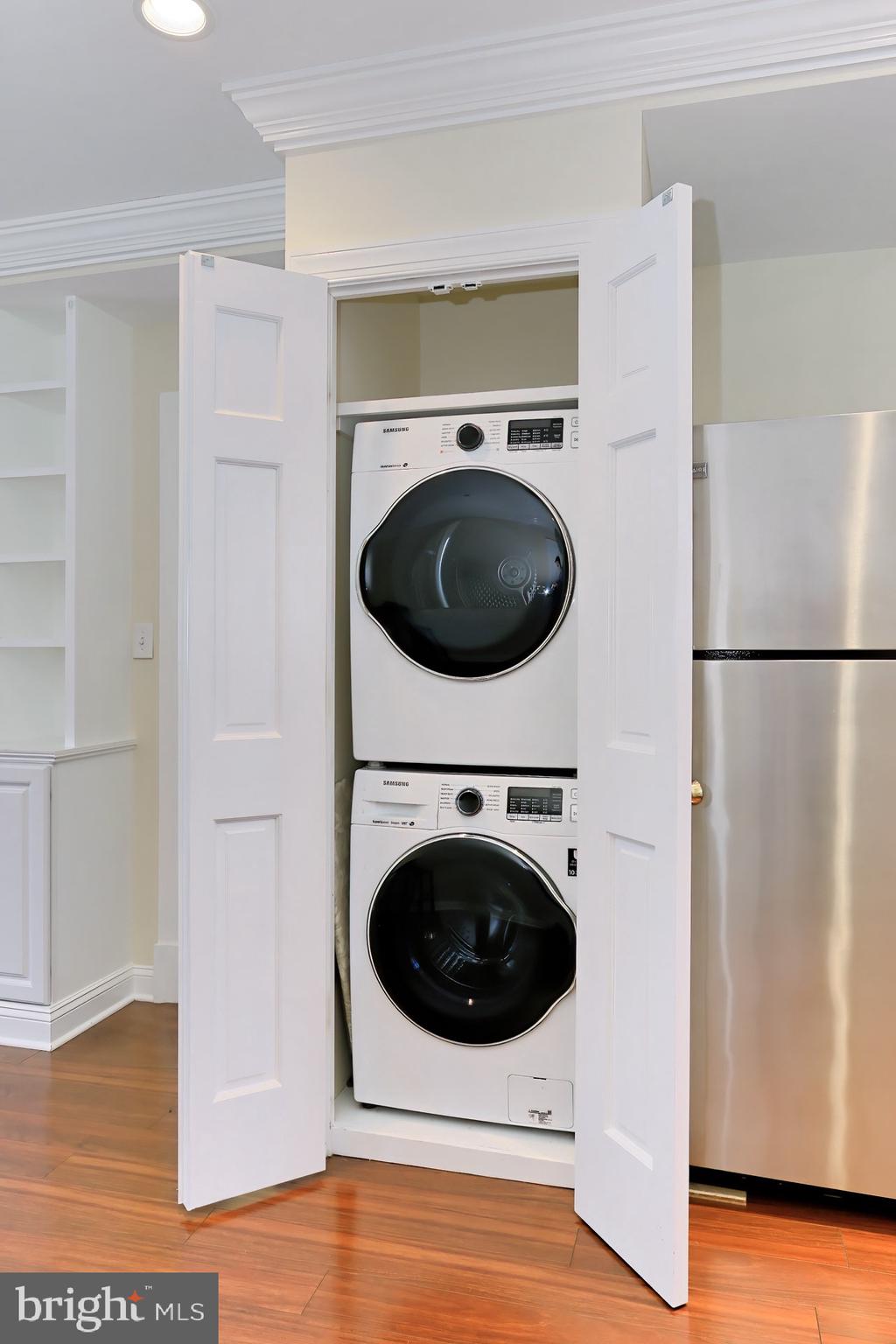 2001 South Arlington Ridge Road Arlington, VA 22202 - Photo 85 of 96 garage laundry