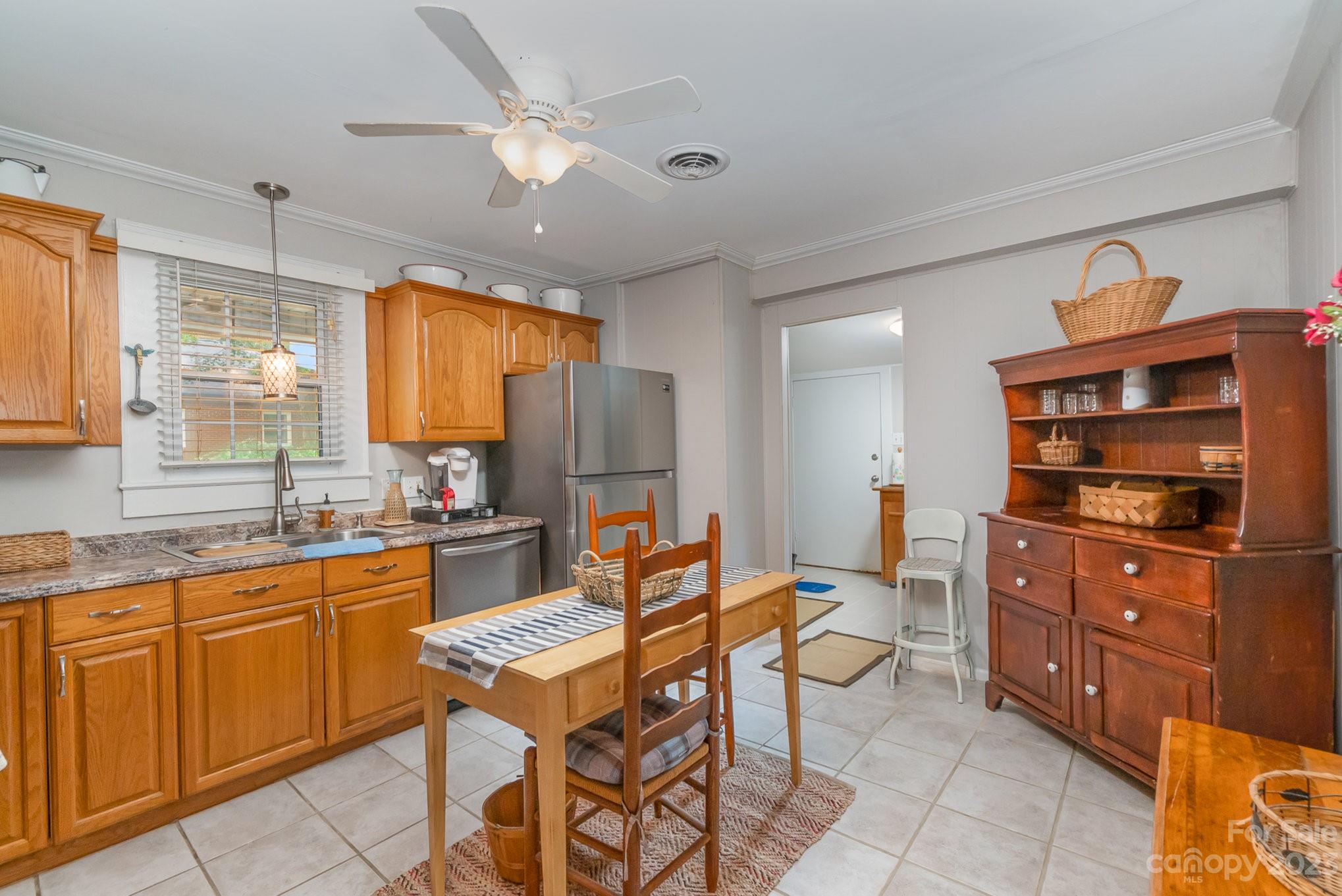 735 Spring Street Southwest, Unit 71 Concord, NC 28025 - Photo 7 of 24 Gallery Image 7