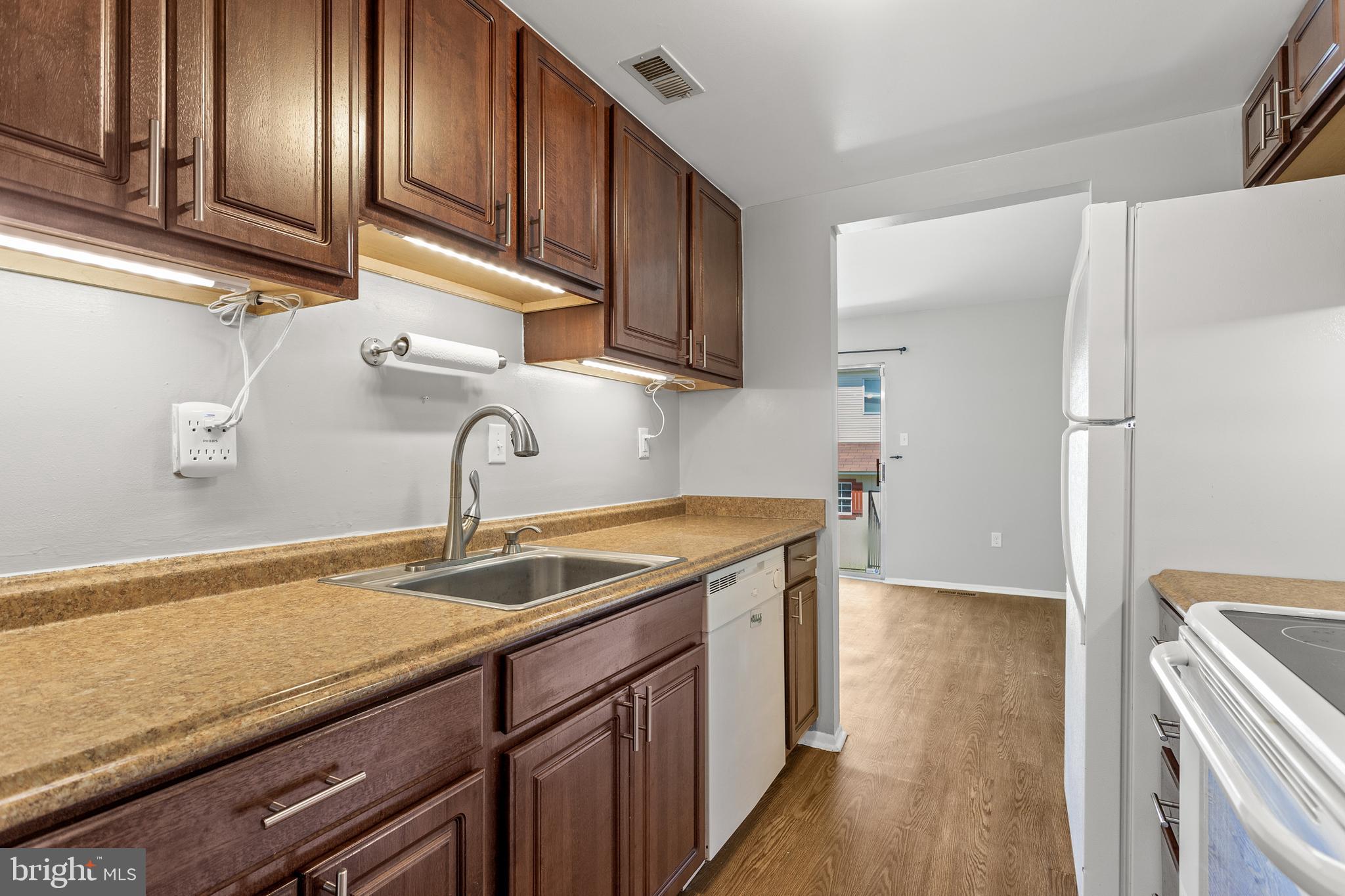 1856 Robin Court Severn, MD 21144 - Photo 24 of 52 Kitchen