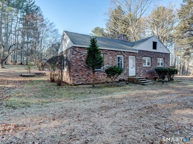 $335,000 | 70 Tolland Turnpike, Willington, CT 06279