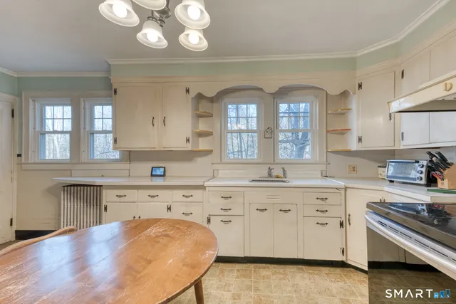 $335,000 | 70 Tolland Turnpike, Willington, CT 06279