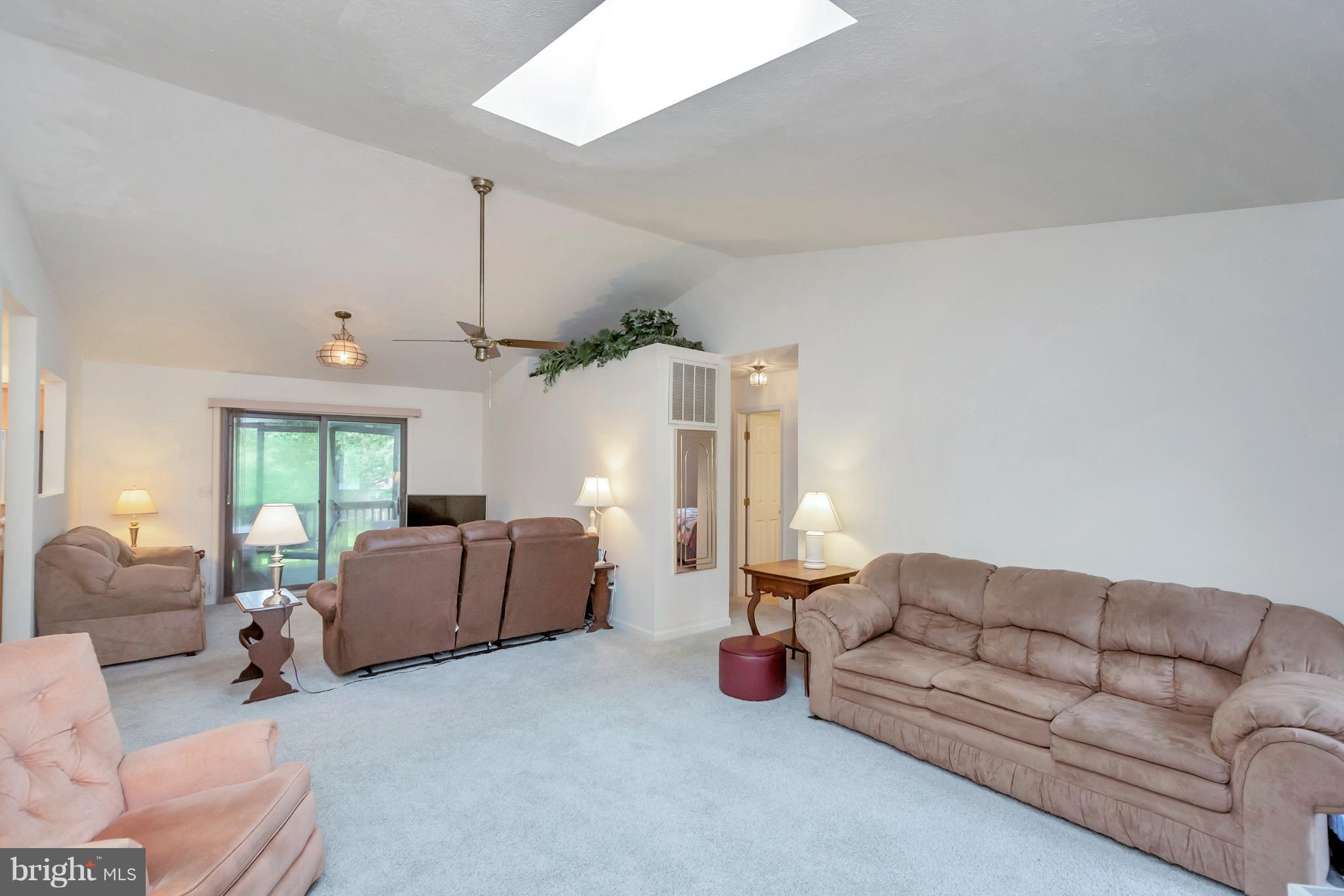 200 Pine Valley Road Locust Grove, VA 22508 - Photo 14 of 30 Living Room