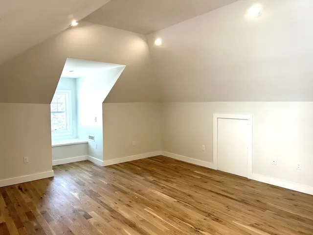 $3,150 | 42 Prospect Street, Unit 42, Amesbury, MA 01913