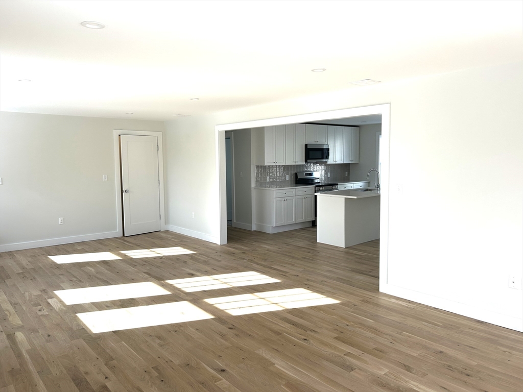 42 Prospect Street, Unit 42 Amesbury, MA 01913 - Photo 6 of 16