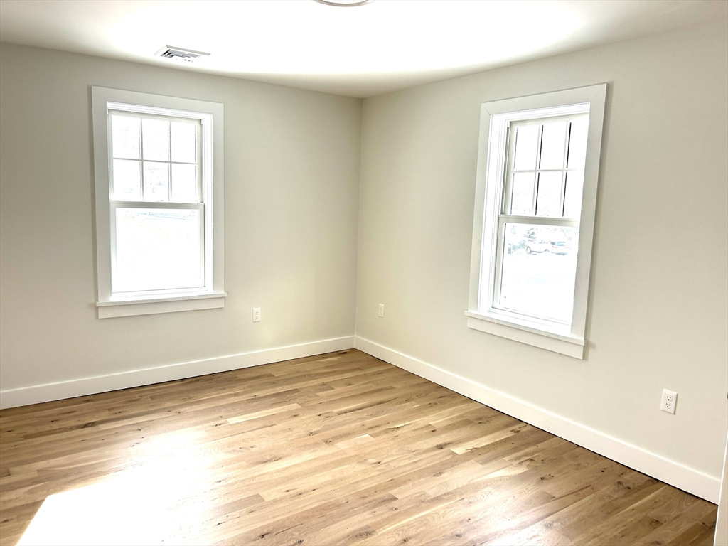 42 Prospect Street, Unit 42 Amesbury, MA 01913 - Photo 7 of 16