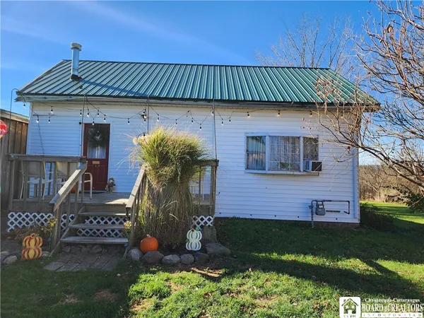 $250,000 | 1589 French Creek, Clymer, NY 14724