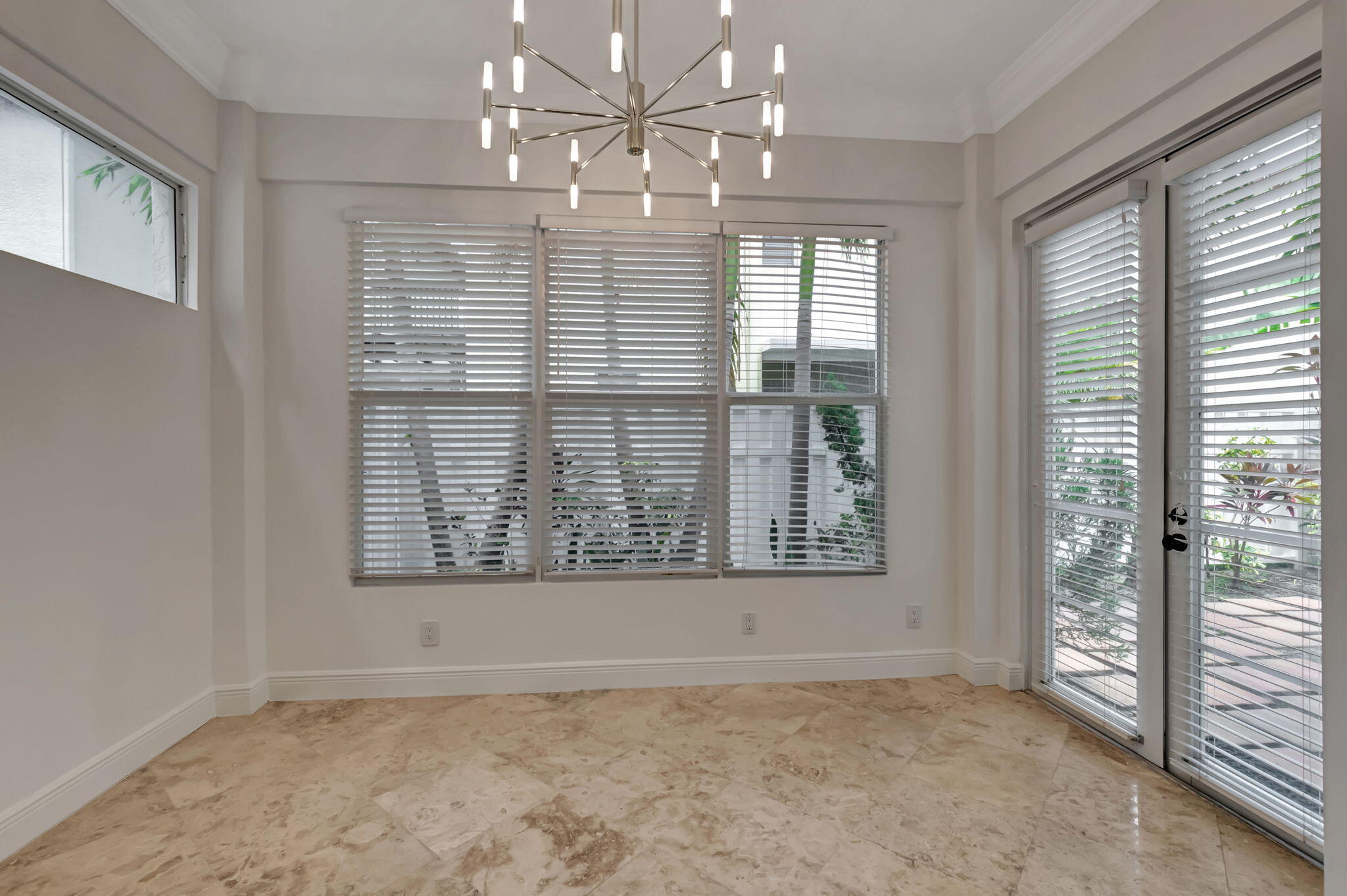 99 Via Poinciana Street Boca Raton, FL 33487 - Photo 11 of 61 12-web-or-mls-DSC_7563