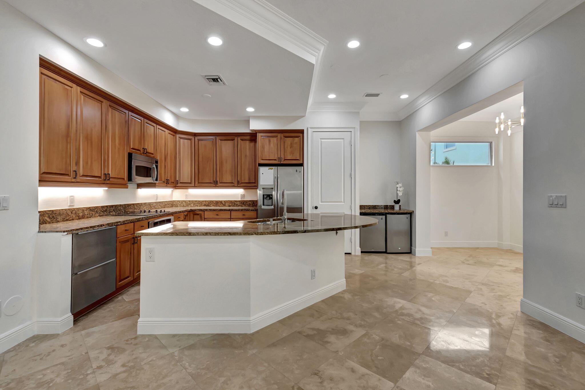99 Via Poinciana Street Boca Raton, FL 33487 - Photo 13 of 61 5-web-or-mls-DSC_7528