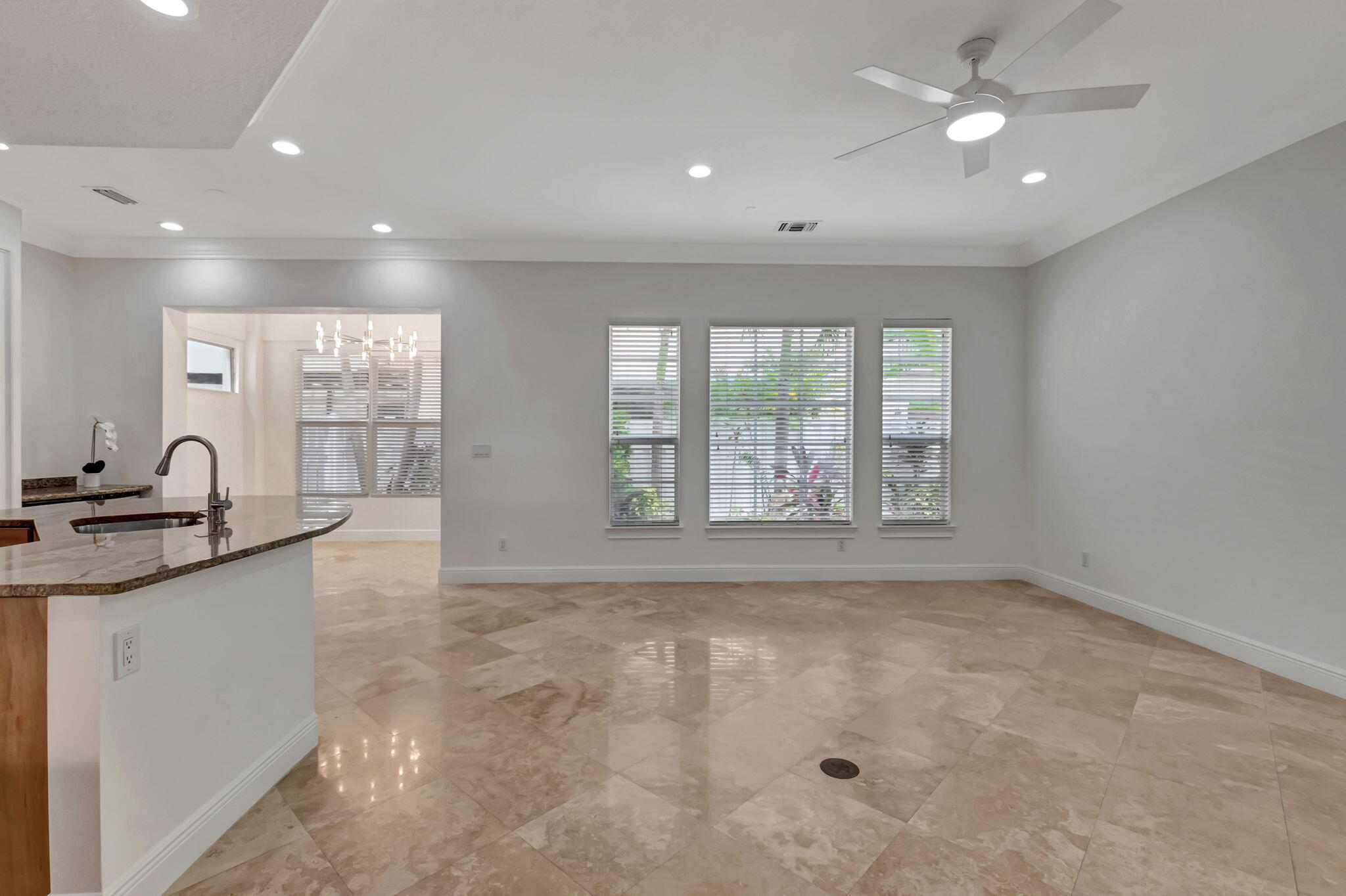 99 Via Poinciana Street Boca Raton, FL 33487 - Photo 19 of 61 14-web-or-mls-DSC_7573