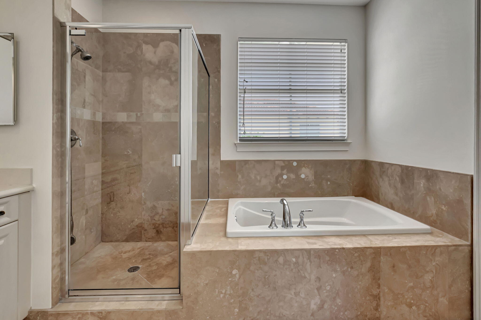 99 Via Poinciana Street Boca Raton, FL 33487 - Photo 37 of 61 39-web-or-mls-DSC_7718
