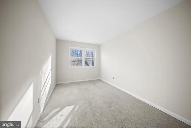 $2,700 | 14640 Endsley Turn, Woodbridge, VA 22193