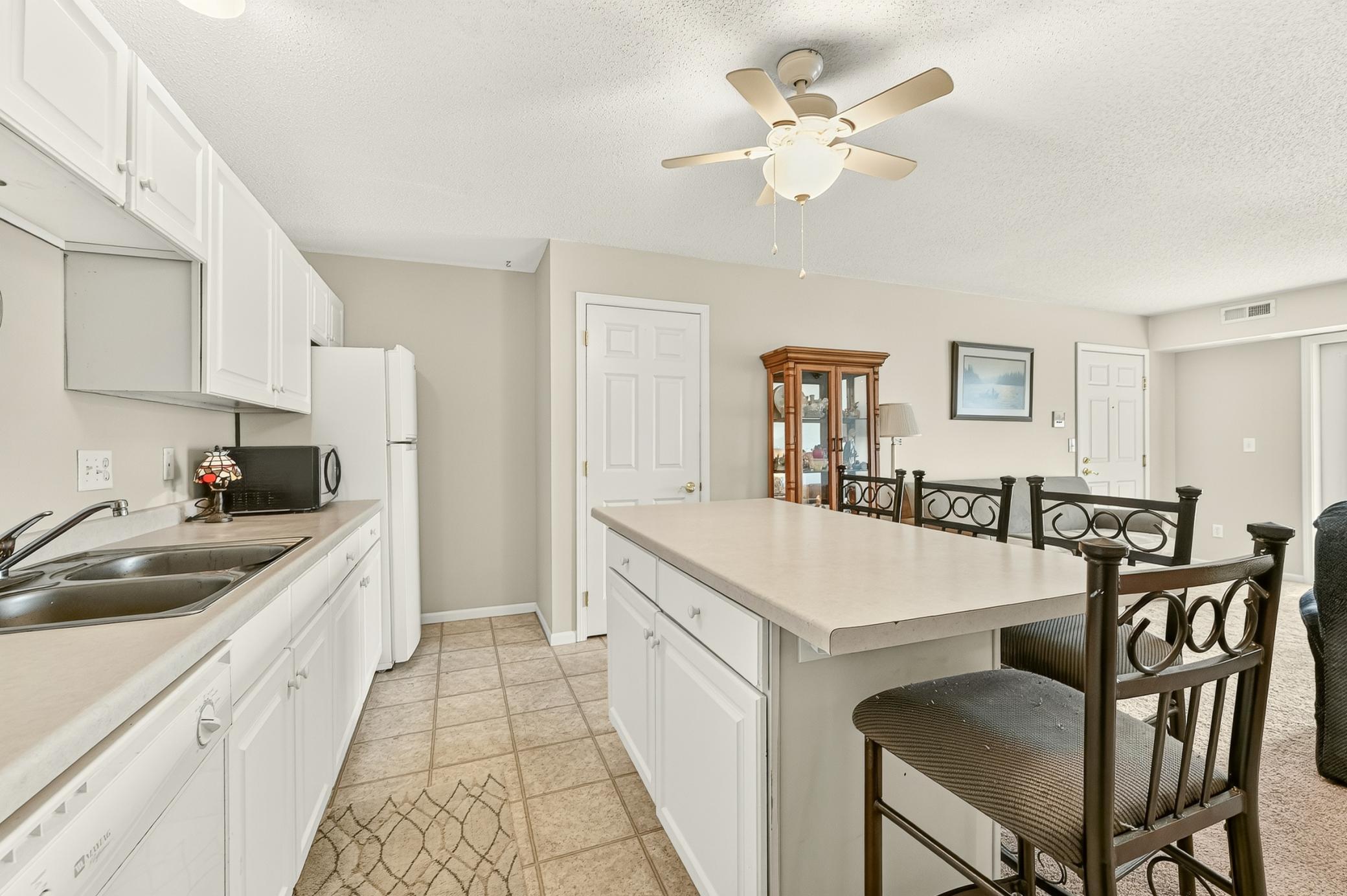 861 37th Avenue Northwest, Unit A Rochester, MN 55901 - Photo 4 of 18