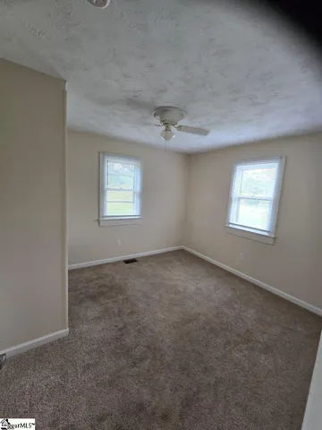 $1,550 | 501 Anderson Ridge Road, Greer, SC 29651