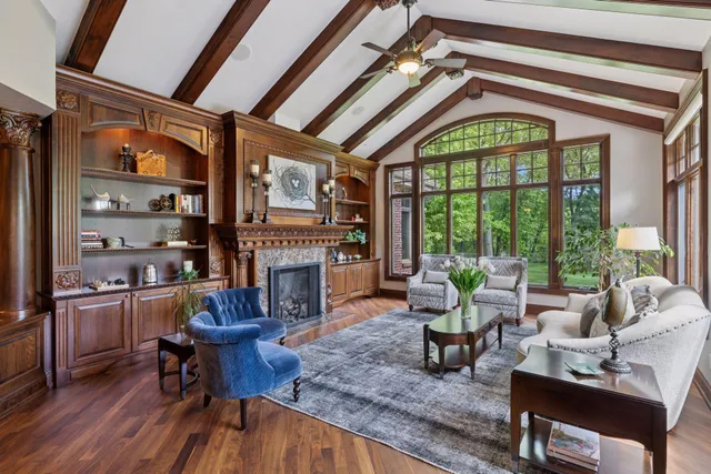 $4,500,000 | 614 Hidden Creek Trail, Mendota Heights, MN 55118