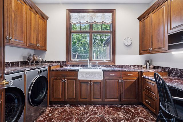 $4,500,000 | 614 Hidden Creek Trail, Mendota Heights, MN 55118