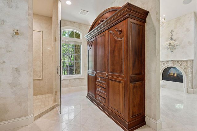 $4,500,000 | 614 Hidden Creek Trail, Mendota Heights, MN 55118