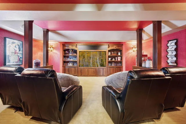 $4,500,000 | 614 Hidden Creek Trail, Mendota Heights, MN 55118